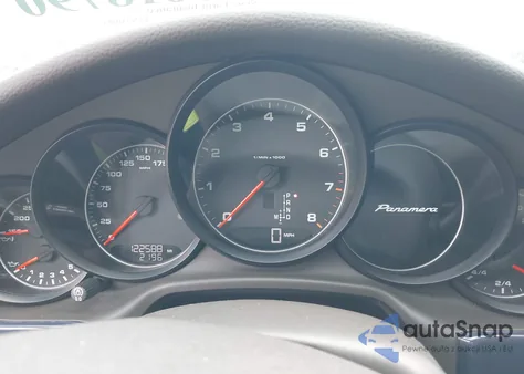 2015 Porsche Panamera 4 z USA, uszkodzony, nr VIN WP0AA2A73FL006133